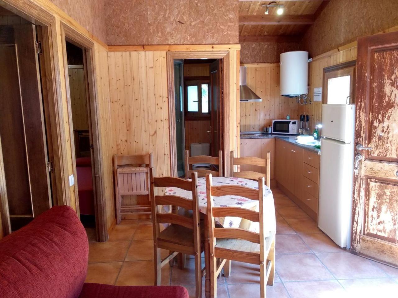 Camping Casa Fausto Cerca de Dinopolis Formiche Alto Exterior foto